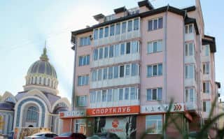 Житловий будинок, м. Івано-Франківськ, вул. Надрічна, 221