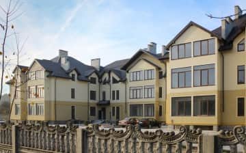 Житловий будинок смт. Печеніжин вул. І. Франка, 1